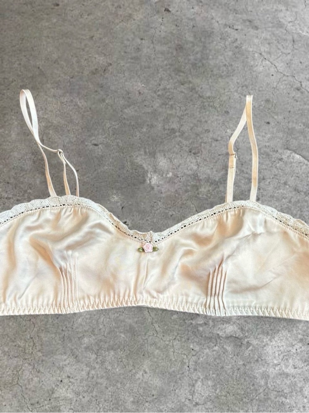 Zara Cream Lace Bralette - Picture 2 of 7